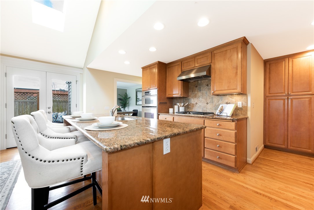 1326 North 79th Street Seattle, WA 98103 - Photo 9 of 30 Gallery Image 9