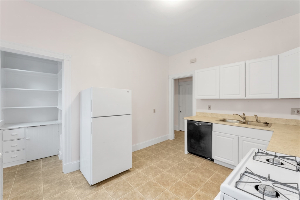 43 Boylston Street Boston, MA 02130 - Photo 4 of 27