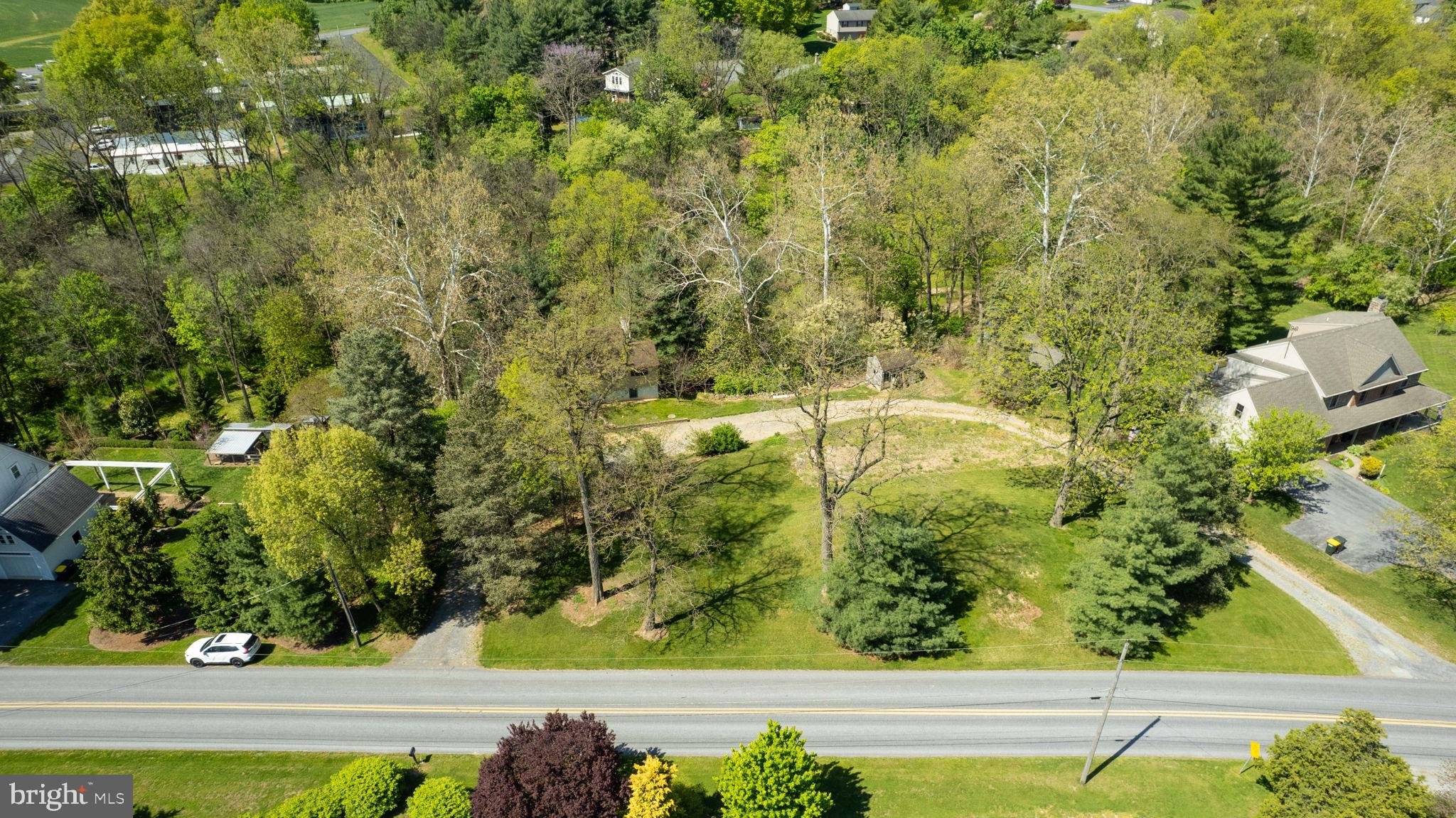 242 Skyview Lane Lititz, PA 17543 - Photo 12 of 43