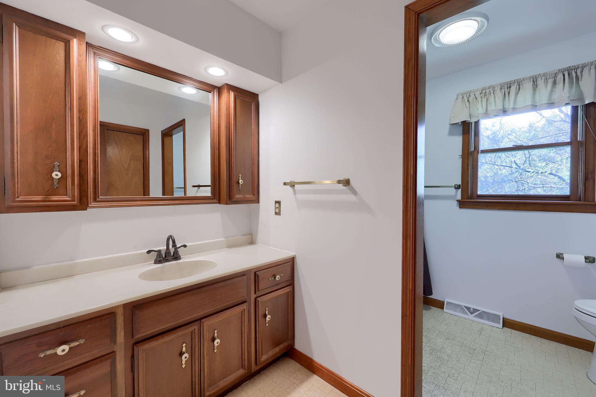 242 Skyview Lane Lititz, PA 17543 - Photo 26 of 43