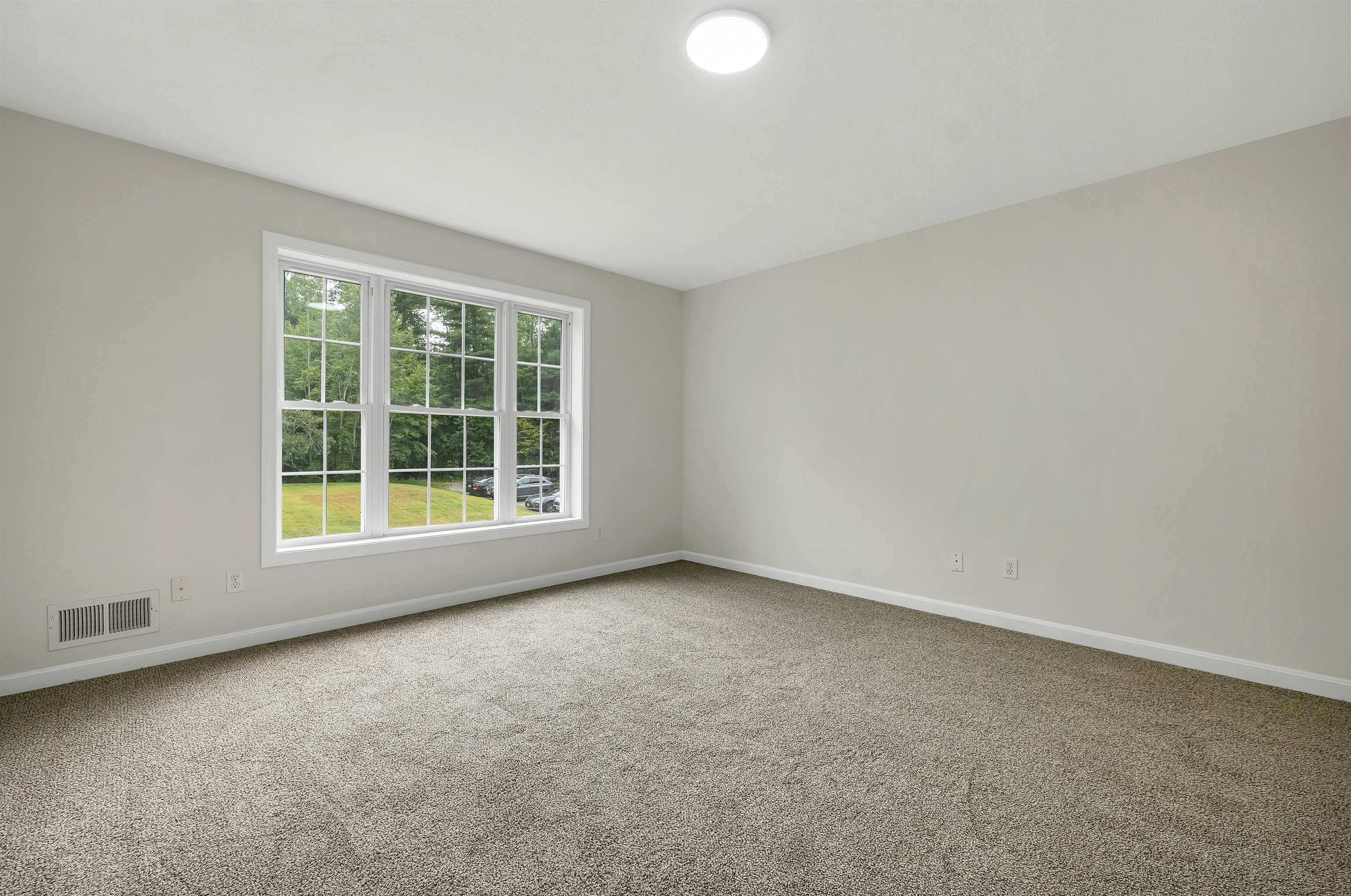 166 Sandown Road, Unit 3 Fremont, NH 03044 - Photo 15 of 41 Gallery Image 15