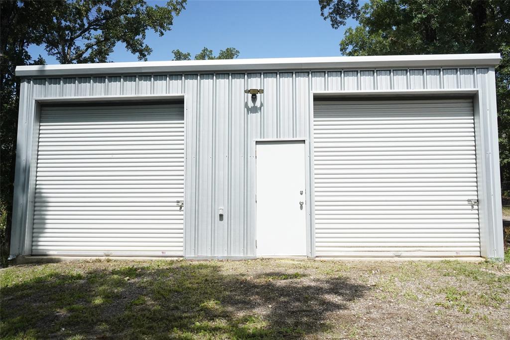 136 Kings Row Malakoff, TX 75148 - Photo 11 of 22 a view of a house with a small yard