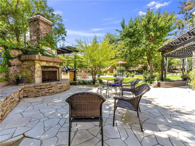 $2,049,000 | 5635 Evening Sky Drive, Simi Valley, CA 93063