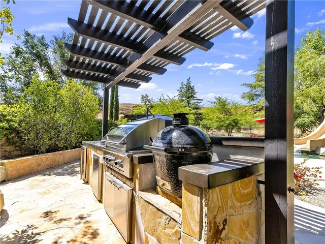 $2,049,000 | 5635 Evening Sky Drive, Simi Valley, CA 93063