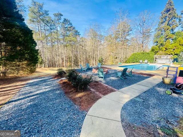 $1,250,000 | 207 Lakeshore Drive, LaGrange, GA 30240