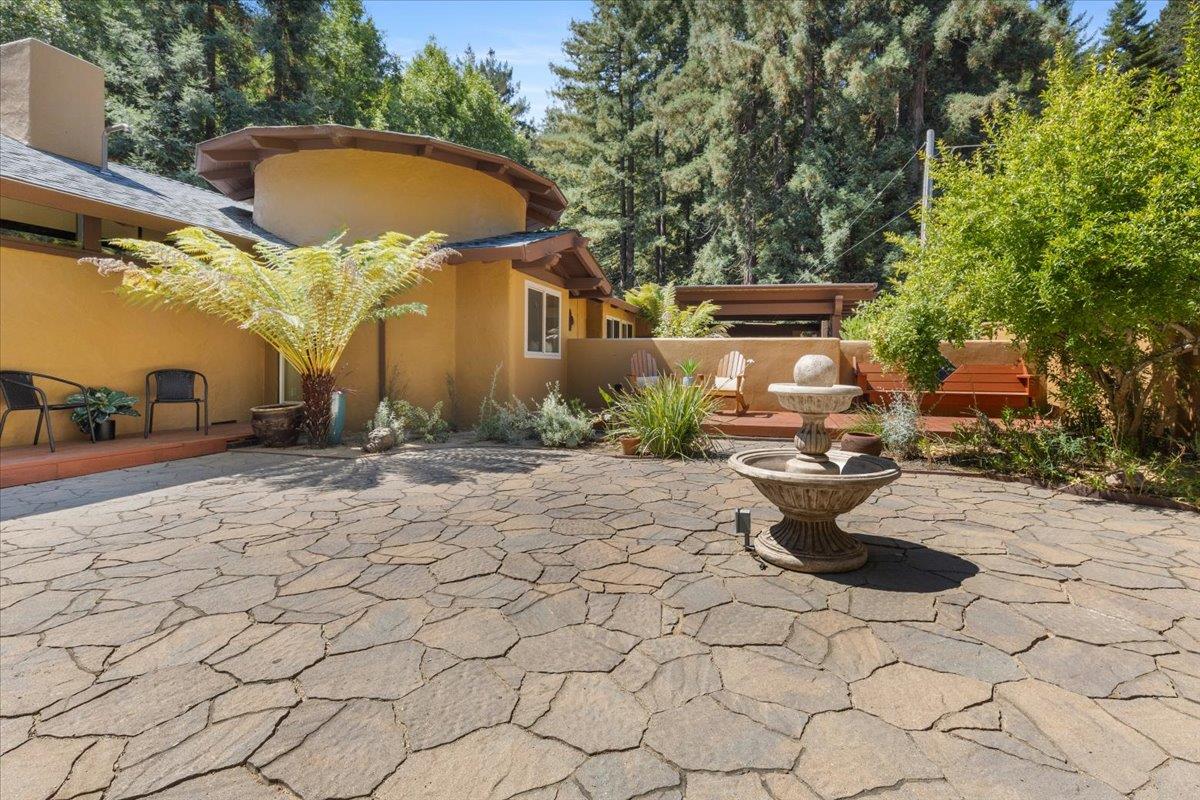 211 Hidden Lane Santa Cruz, CA 95060 - Photo 4 of 54