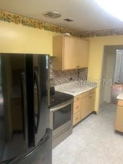 $199,000 | 516 South Exeter Street, Eustis, FL 32726