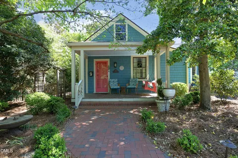 $1,300,000 | 520 East Franklin Street, Chapel Hill, NC 27514
