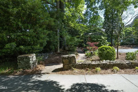 $1,300,000 | 520 East Franklin Street, Chapel Hill, NC 27514