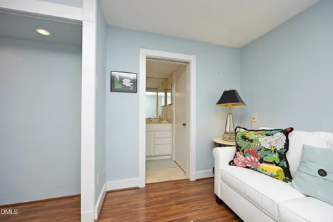 $1,300,000 | 520 East Franklin Street, Chapel Hill, NC 27514