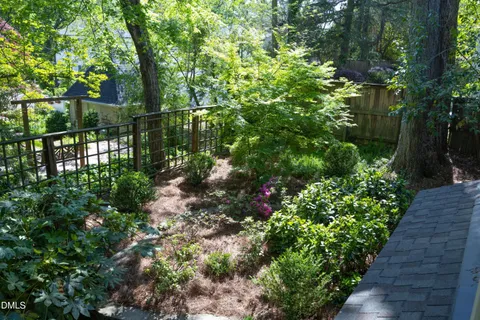 $1,300,000 | 520 East Franklin Street, Chapel Hill, NC 27514