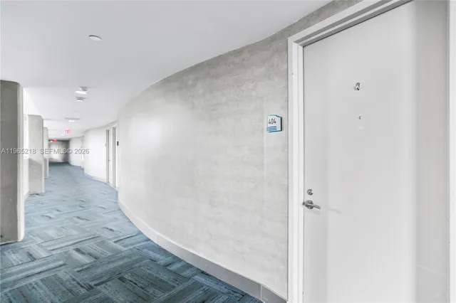 $3,900 | 2950 Northeast 188th Street, Unit 404, Aventura, FL 33180