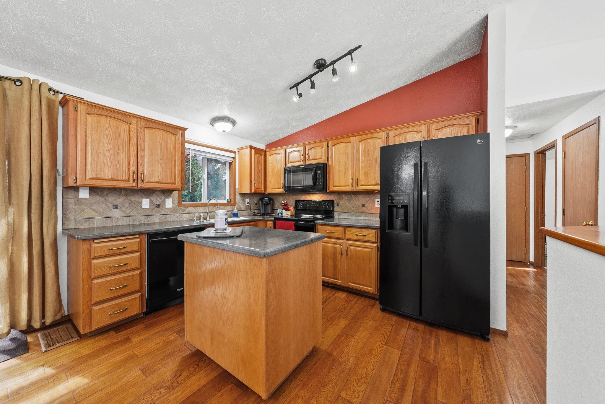 15403 North Ferrall Street Mead, WA 99021 - Photo 9 of 50 Gallery Image 9