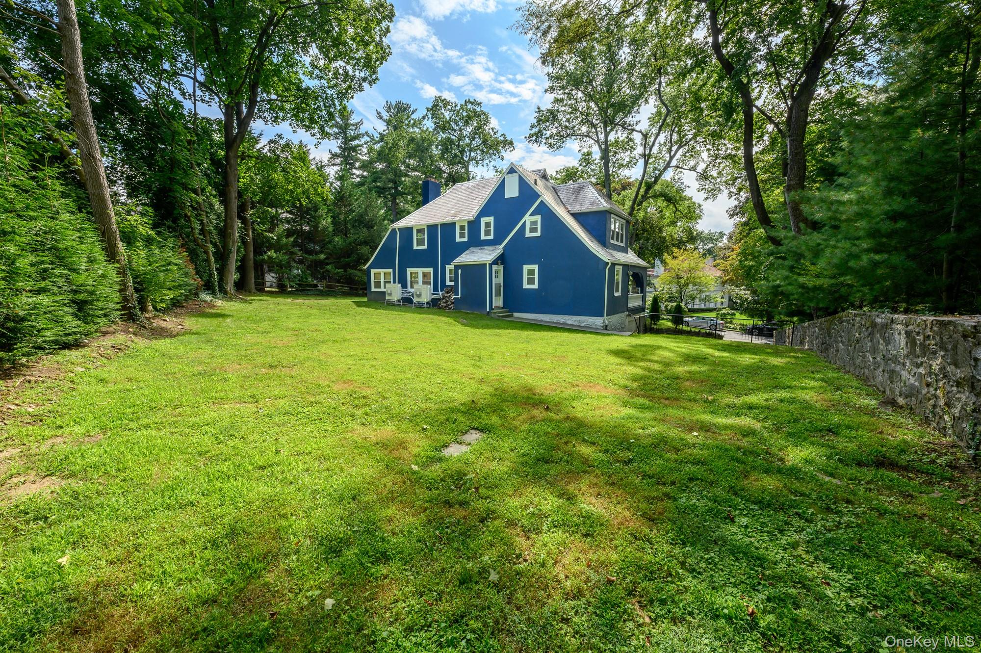 15 Ranger Place New Rochelle, NY 10804 - Photo 40 of 44