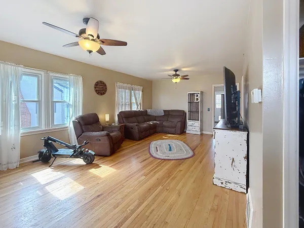 $349,000 | 858 North Burritt Avenue, Buffalo, WY 82834