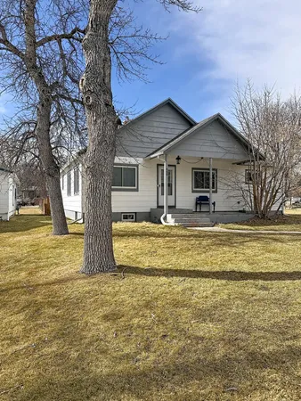 $349,000 | 858 North Burritt Avenue, Buffalo, WY 82834