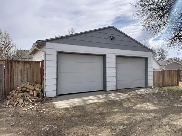 $349,000 | 858 North Burritt Avenue, Buffalo, WY 82834