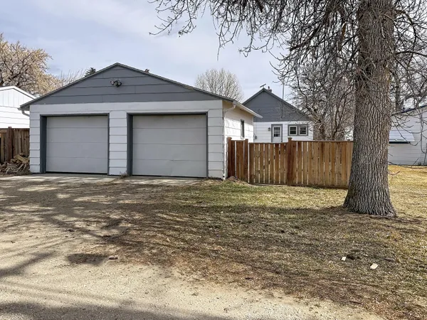 $349,000 | 858 North Burritt Avenue, Buffalo, WY 82834