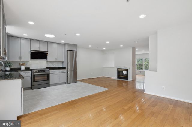 $601,200 | 1800 Lansdowne Way, Silver Spring, MD 20910