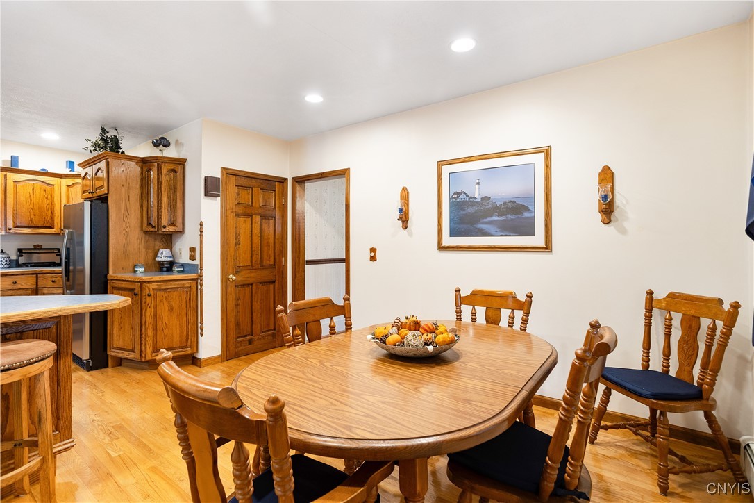 114 Seneca Avenue Oneida, NY 13421 - Photo 14 of 26 Eat-in kitchen area