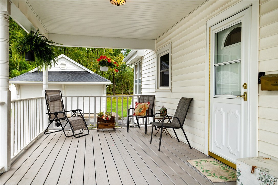 114 Seneca Avenue Oneida, NY 13421 - Photo 20 of 26 Open side porch