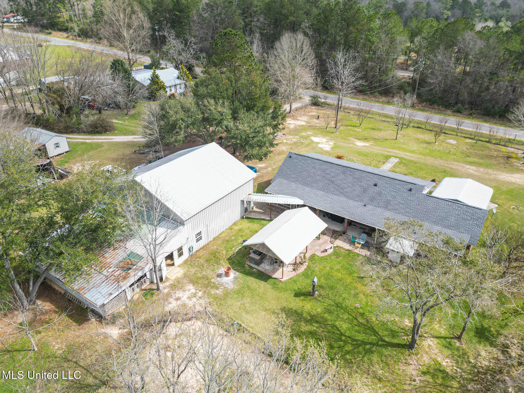 227 Old Highway 49 McHenry, MS 39561 - Photo 3 of 50 227 Old Hwy 49-5