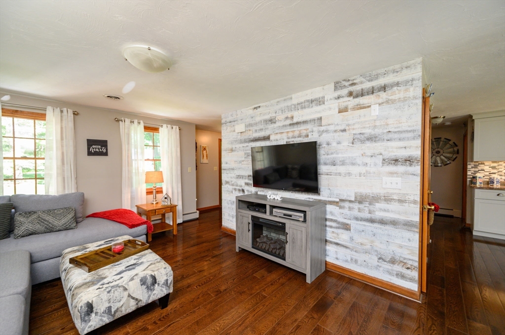 67 Higgins Road Kingston, MA 02364 - Photo 10 of 39