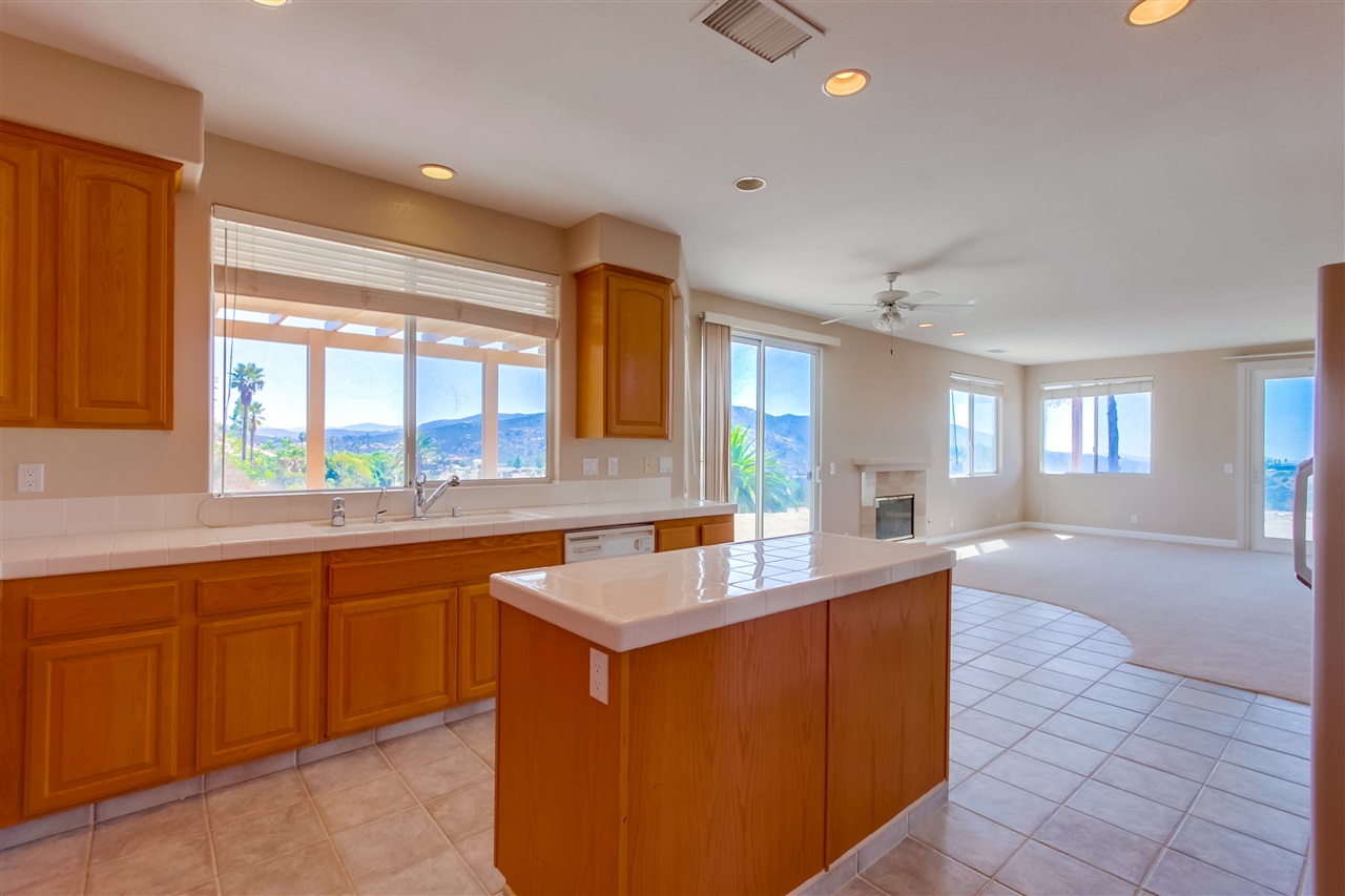 15844 Broad Oaks Road El Cajon, CA 92021 - Photo 13 of 25 Gallery Image 13