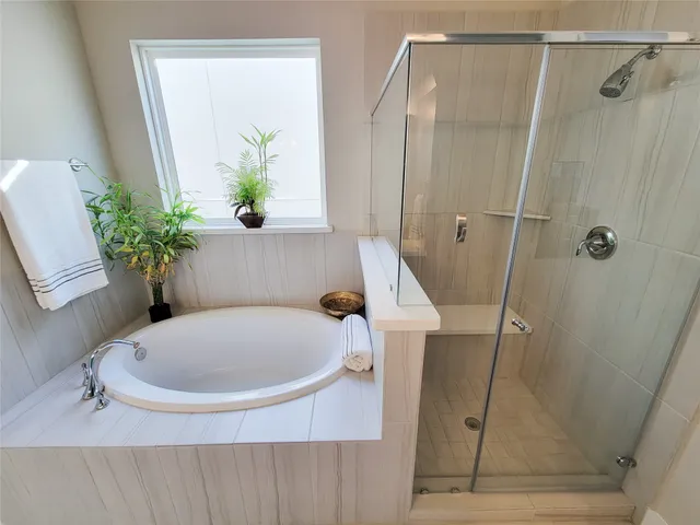 $450,000 | 1315 West 24th Street, Unit A, Houston, TX 77008