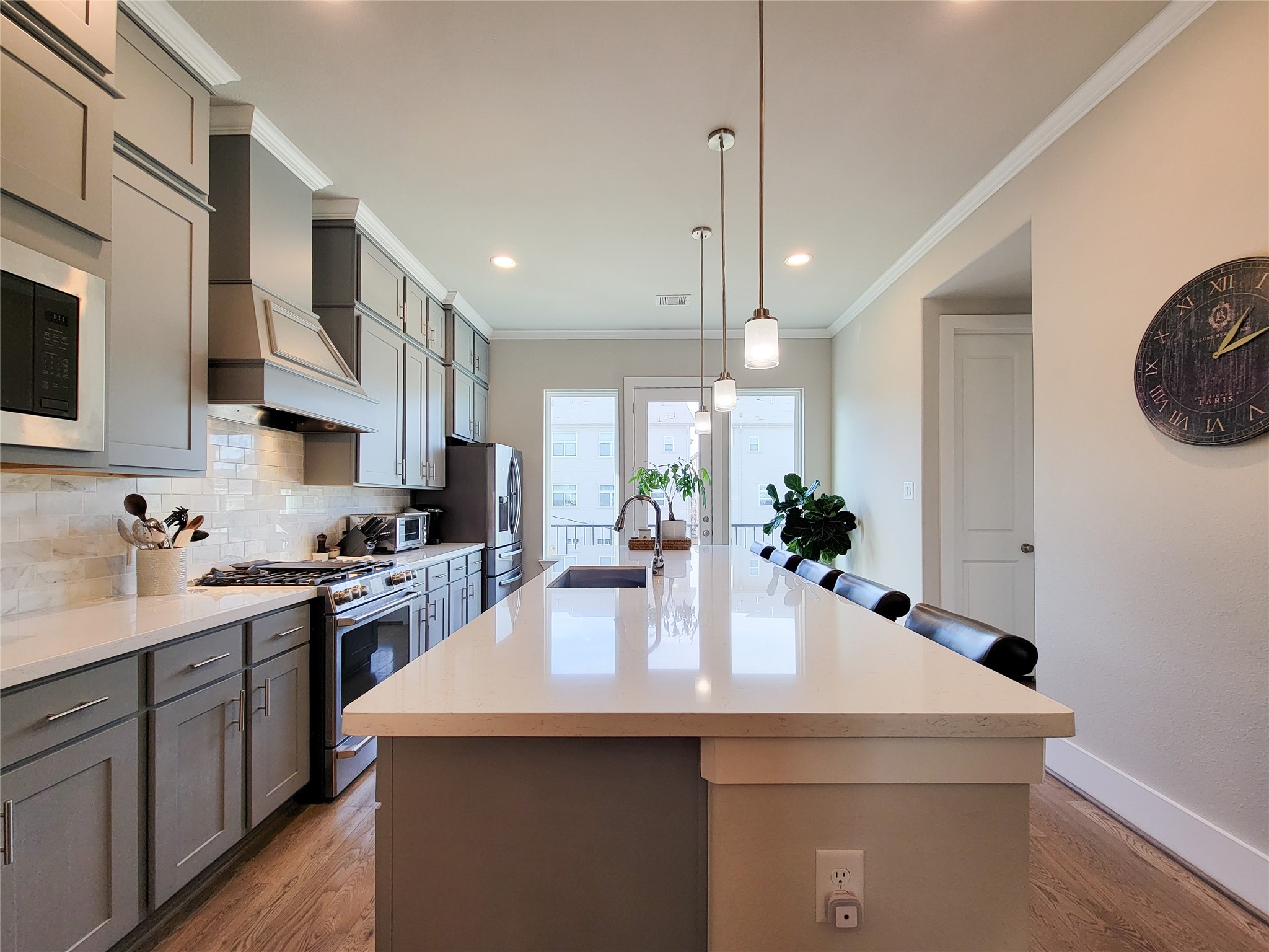 1315 West 24th Street, Unit A Houston, TX 77008 - Photo 7 of 33 All appliances included.