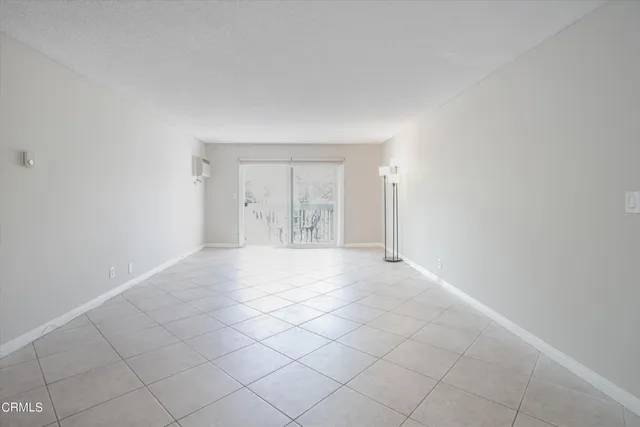 $3,600 | 8577 Rugby Drive, Unit 108, West Hollywood, CA 90069