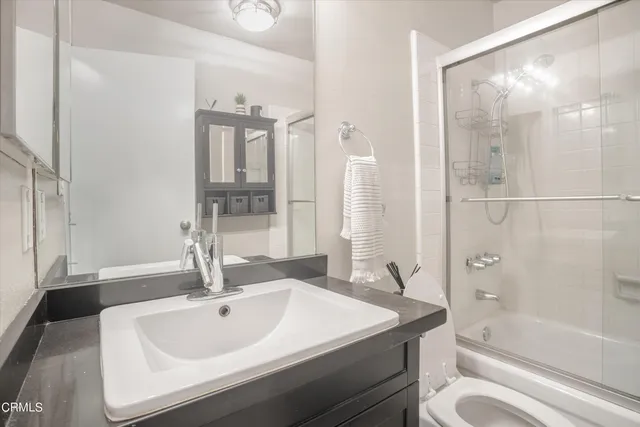 $3,600 | 8577 Rugby Drive, Unit 108, West Hollywood, CA 90069