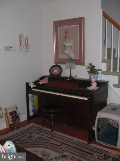 1905 Holborn Road Dundalk, MD 21222 - Photo 4 of 25 Living Room #2