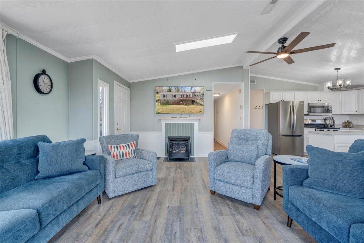 300 Mill Lake Road Huddleston, VA 24104 - Photo 12 of 88 11-MIB07609