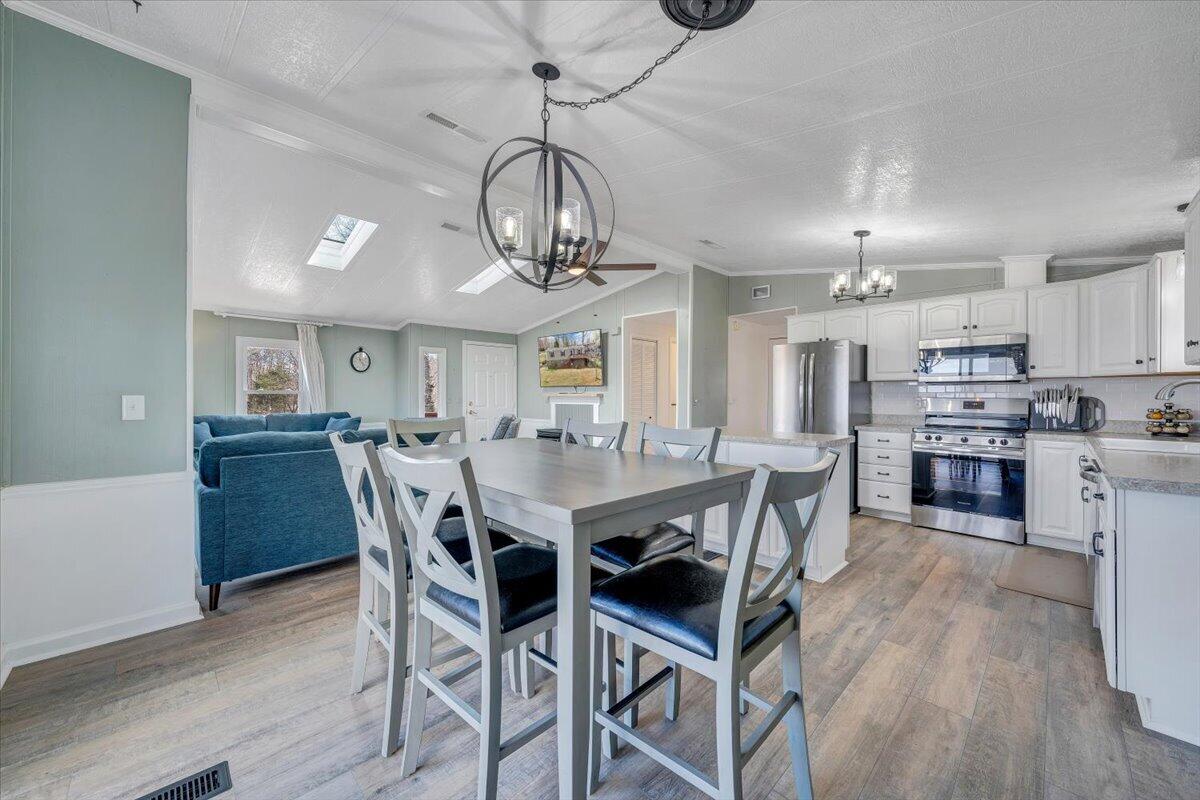 300 Mill Lake Road Huddleston, VA 24104 - Photo 29 of 94 23-MIB07645