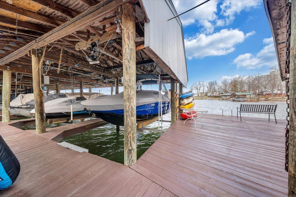 300 Mill Lake Road Huddleston, VA 24104 - Photo 4 of 94 53-MIB07741