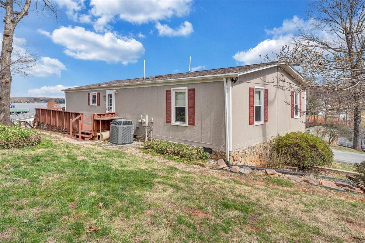 300 Mill Lake Road Huddleston, VA 24104 - Photo 54 of 94 48-MIB07726