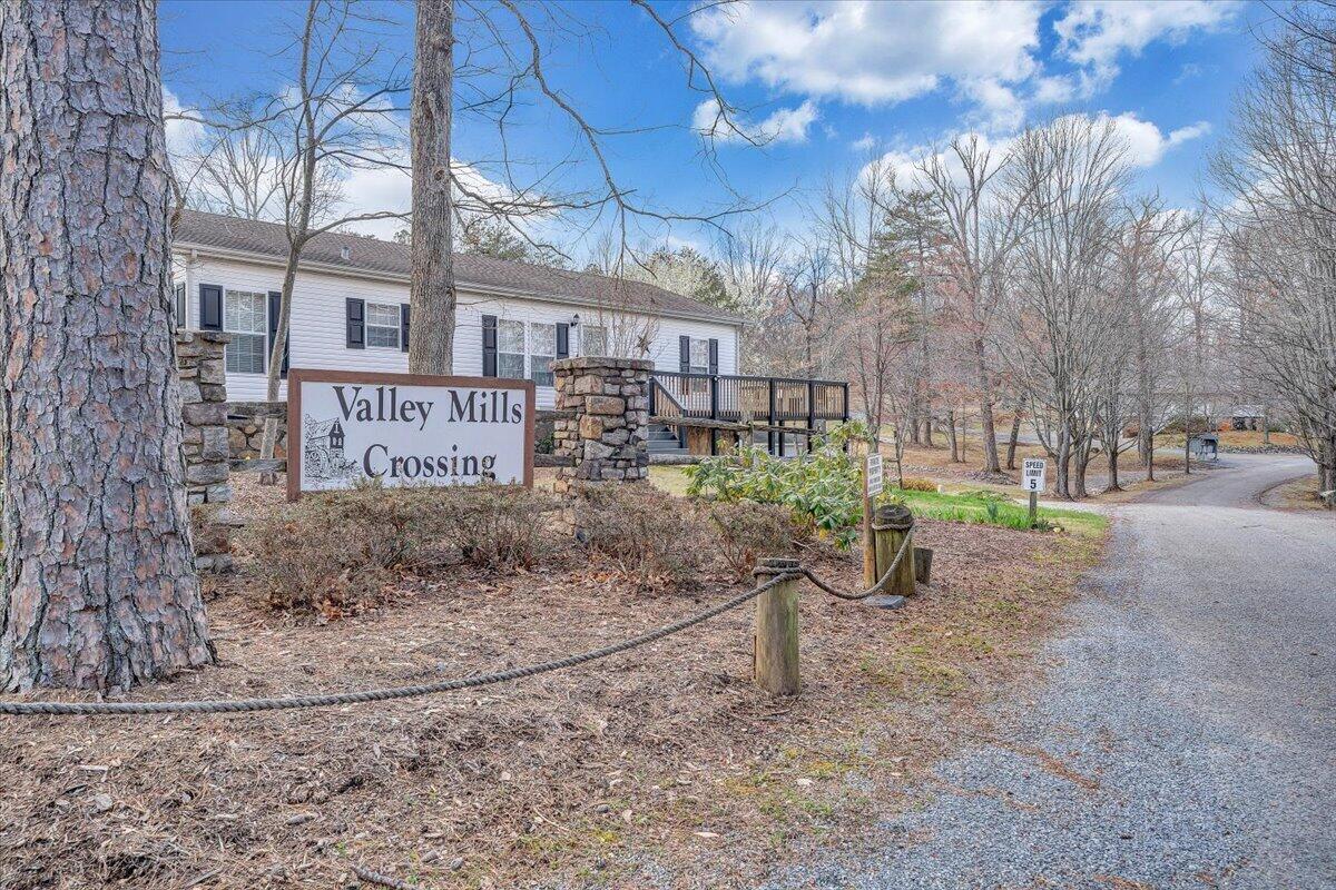 300 Mill Lake Road Huddleston, VA 24104 - Photo 61 of 94 60-MIB07762