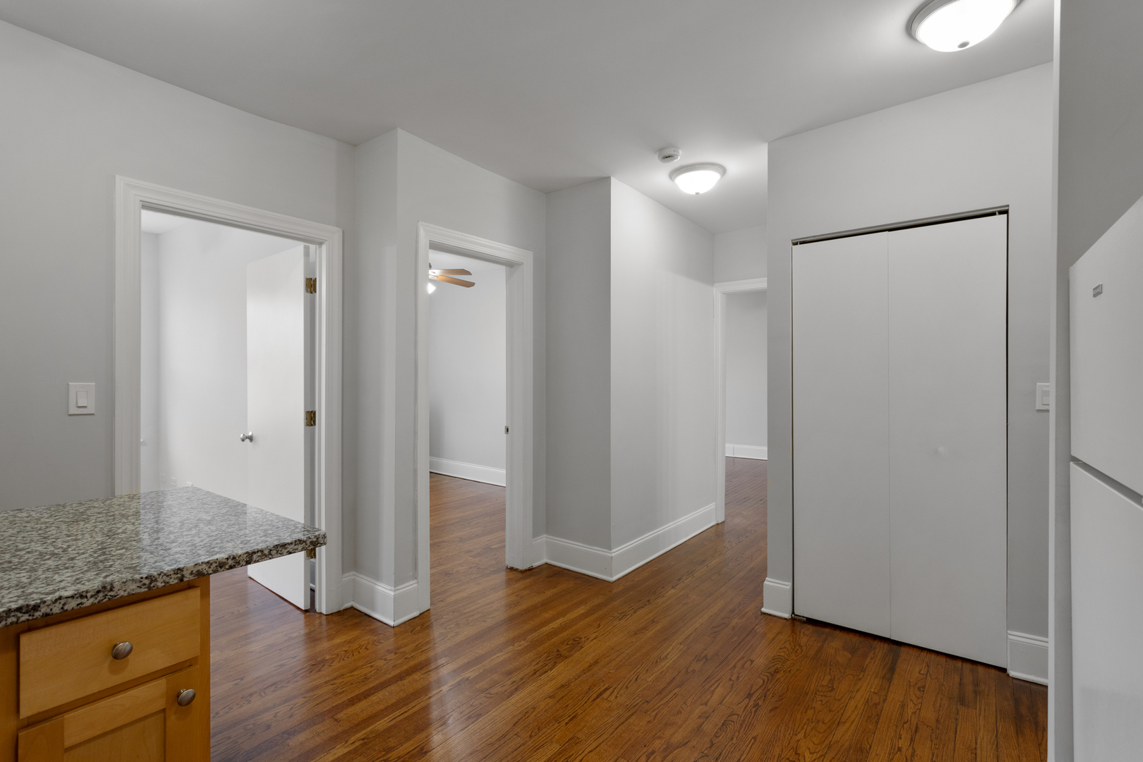 1611 West Juneway Terrace, Unit 3E Chicago, IL 60626 - Photo 7 of 12