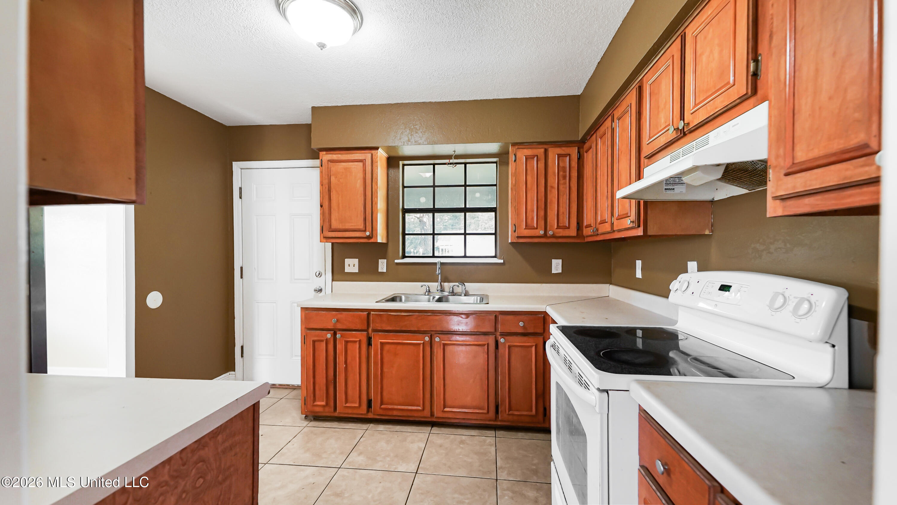 4836 Tanner Street Moss Point, MS 39563 - Photo 12 of 16 DSC01374