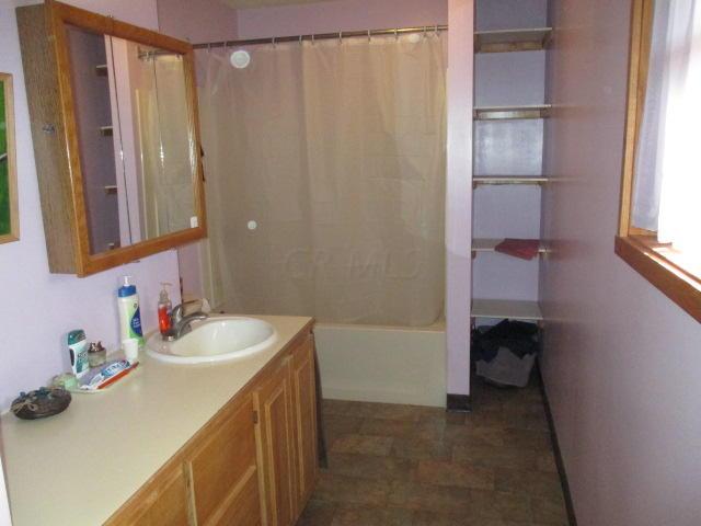 6457 Perry Road Centerburg, OH 43011 - Photo 10 of 25 Gallery Image 10