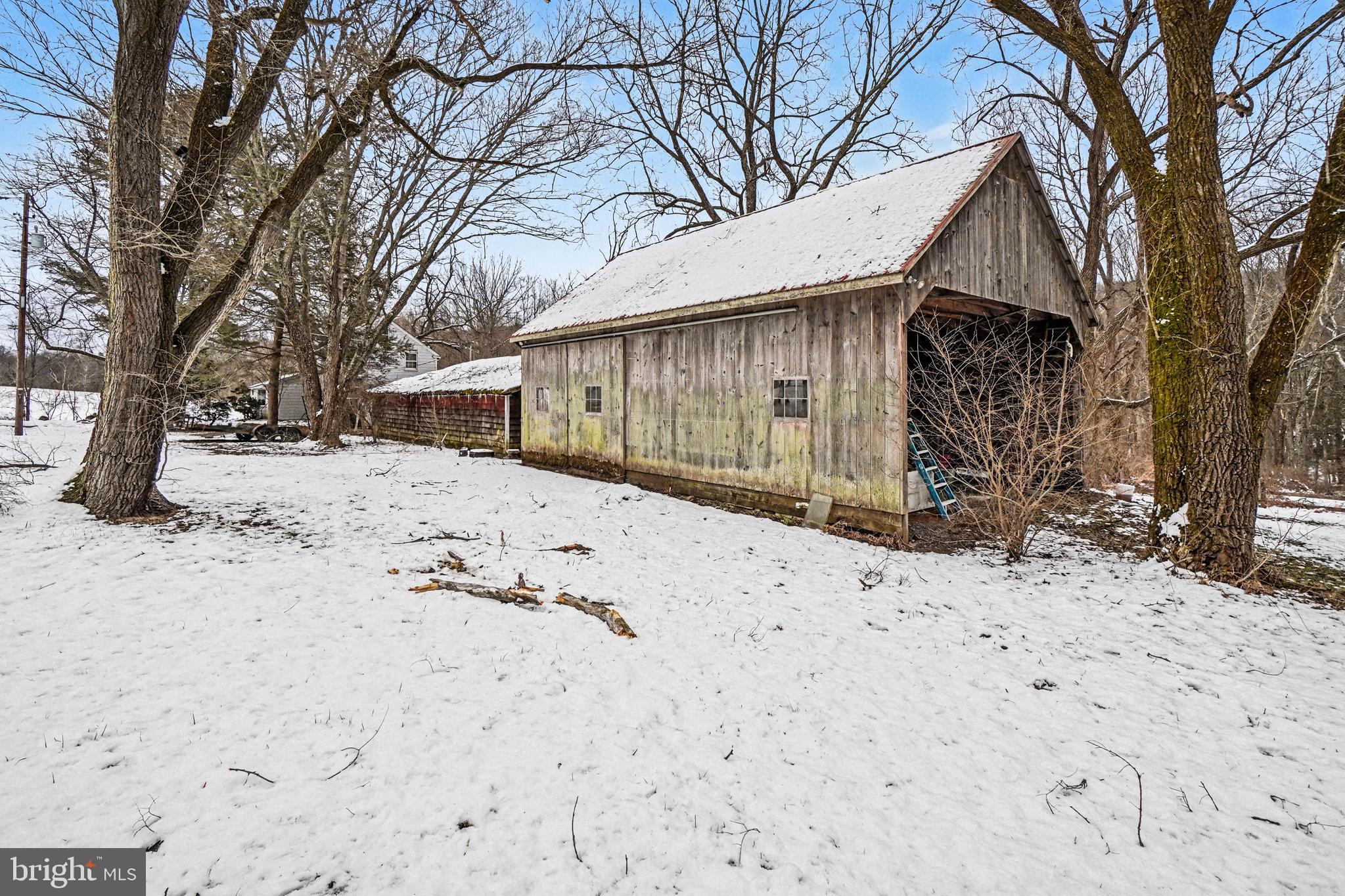 1231 Clarks Valley Road Dauphin, PA 17018 - Photo 23 of 66