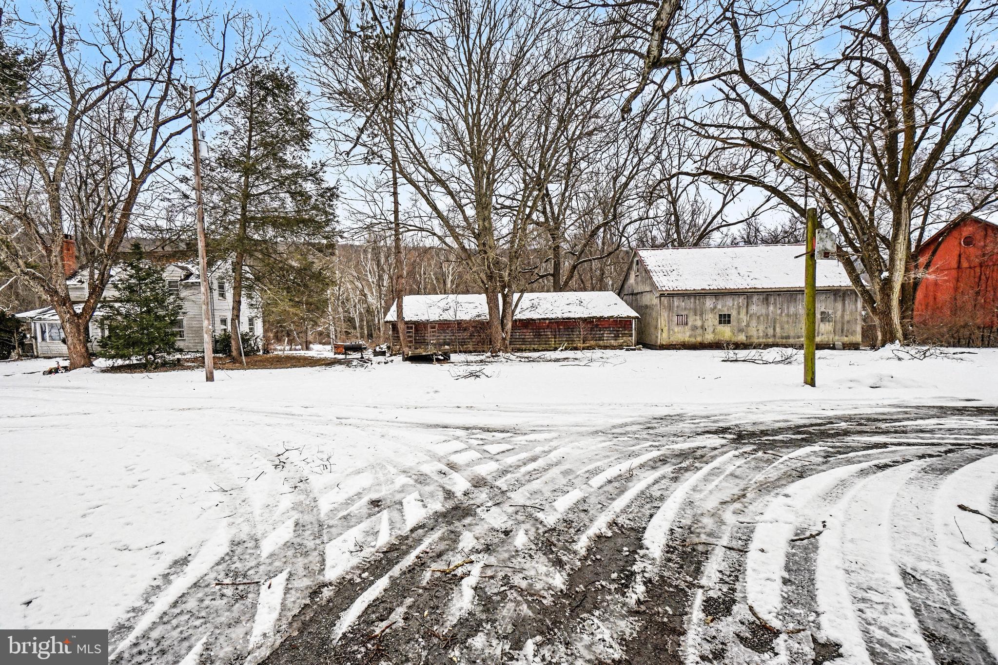 1231 Clarks Valley Road Dauphin, PA 17018 - Photo 27 of 66