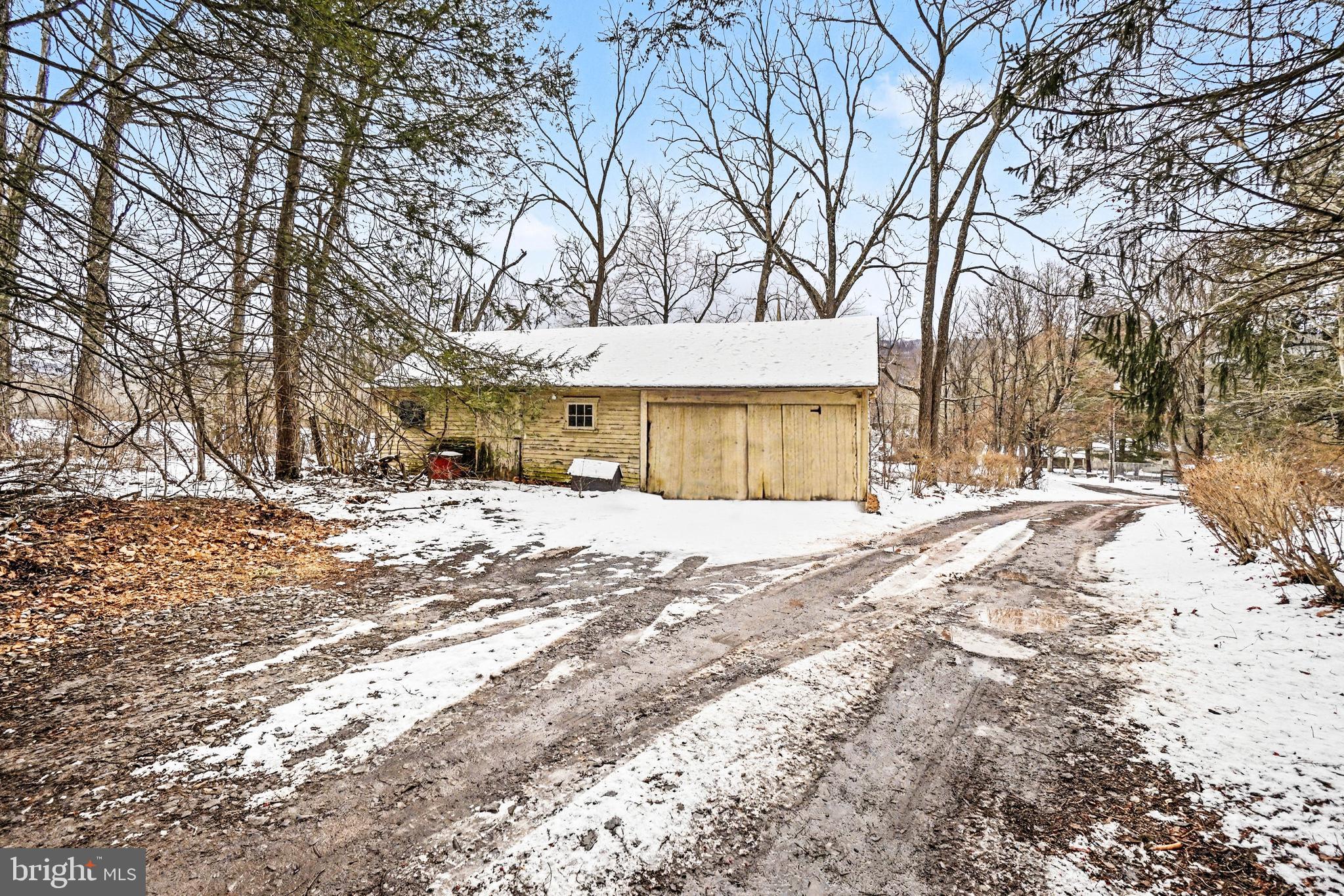 1231 Clarks Valley Road Dauphin, PA 17018 - Photo 31 of 66