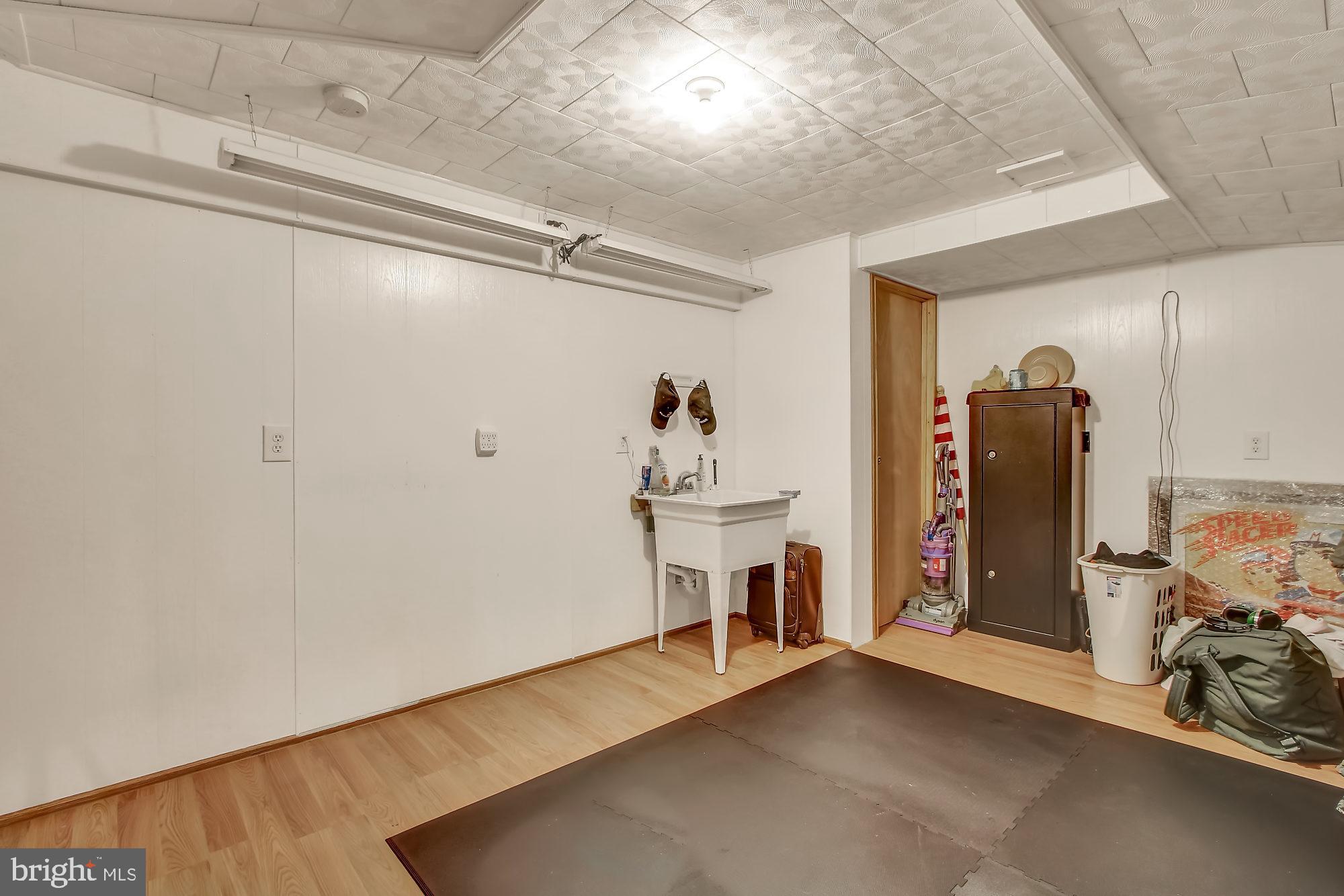 5035 Grandview Road Hanover, PA 17331 - Photo 19 of 25 Gallery Image 19