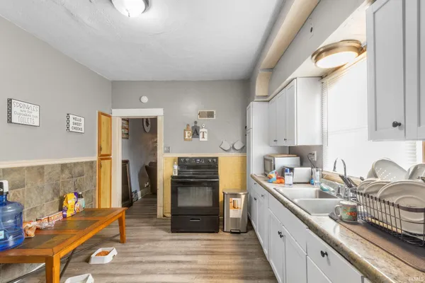 $189,900 | 415 North 2nd Street, Elkhart, IN 46516