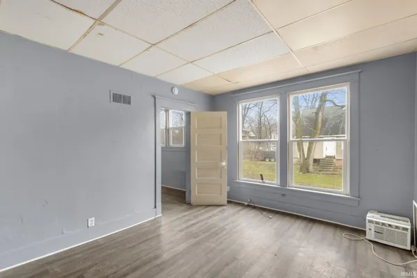 $199,900 | 415 North 2nd Street, Elkhart, IN 46516