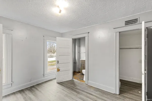 $199,900 | 415 North 2nd Street, Elkhart, IN 46516