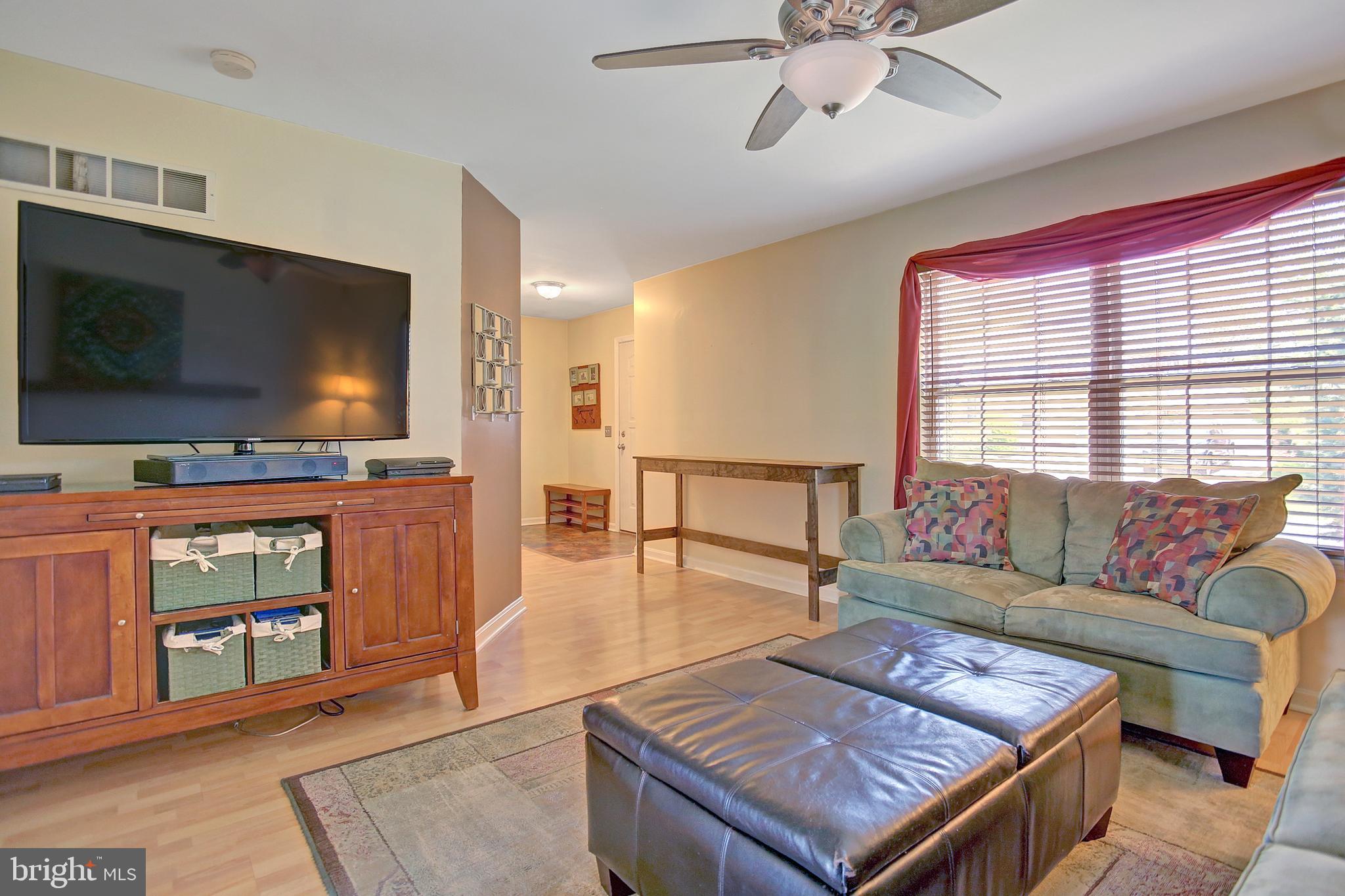 310 Debra Road Mechanicsburg, PA 17050 - Photo 9 of 34 Gallery Image 9