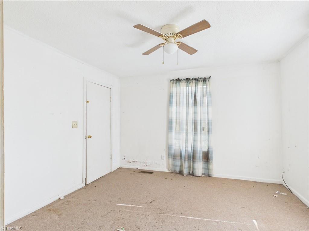 1004 Unity Street Thomasville, NC 27360 - Photo 12 of 16